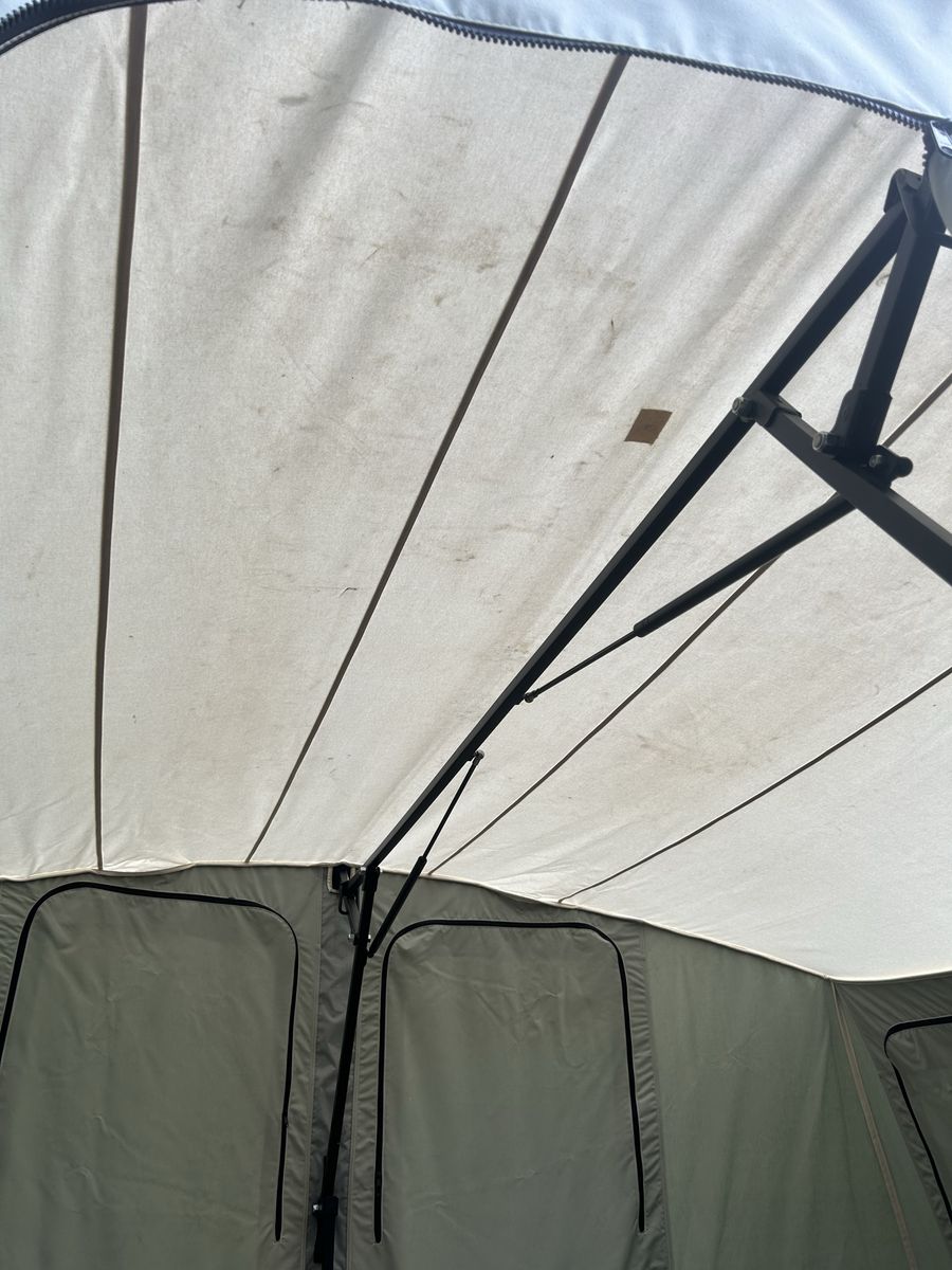 Main image 7