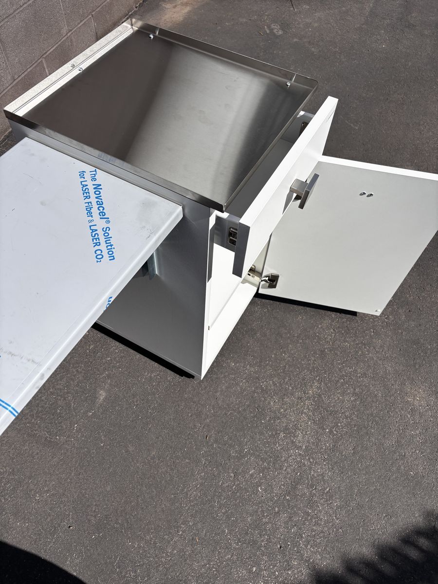 Main image 7