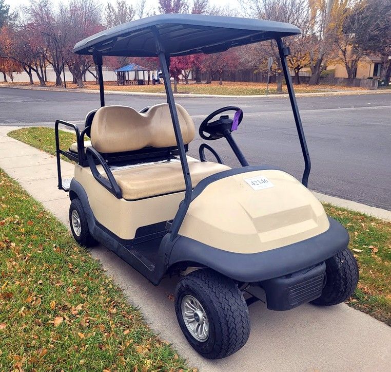 Reliable 4-Passenger Gas Power! 2016 Club Car Precedent – $3,995