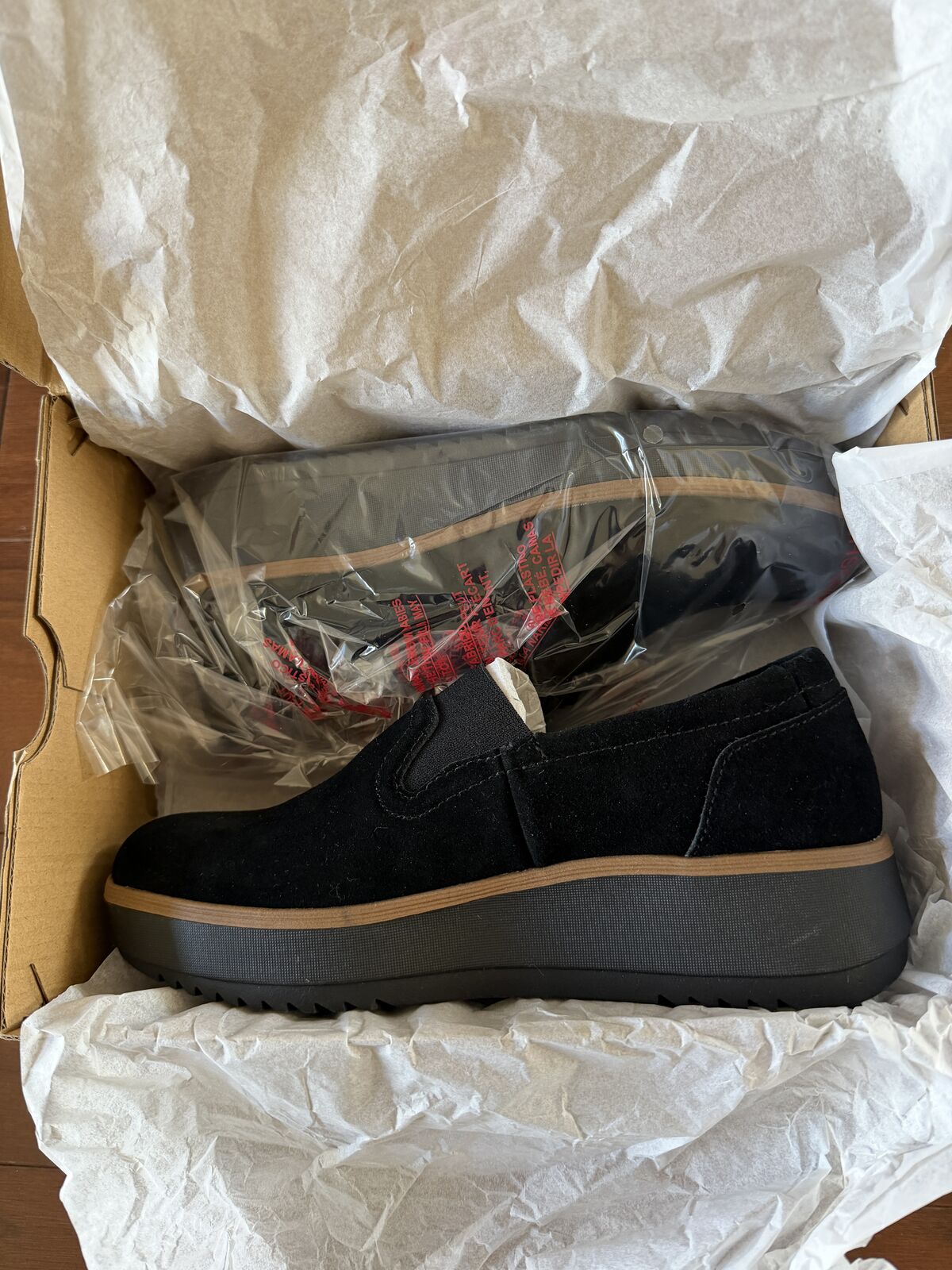 BNIB Clarks Zylah Sky Women's Loafers, Black Suede, 80118, Size 6.5M