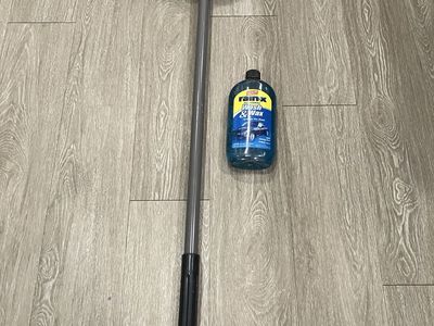Car Wash Long Telescoping Handle Brush & Detergent with on of switch