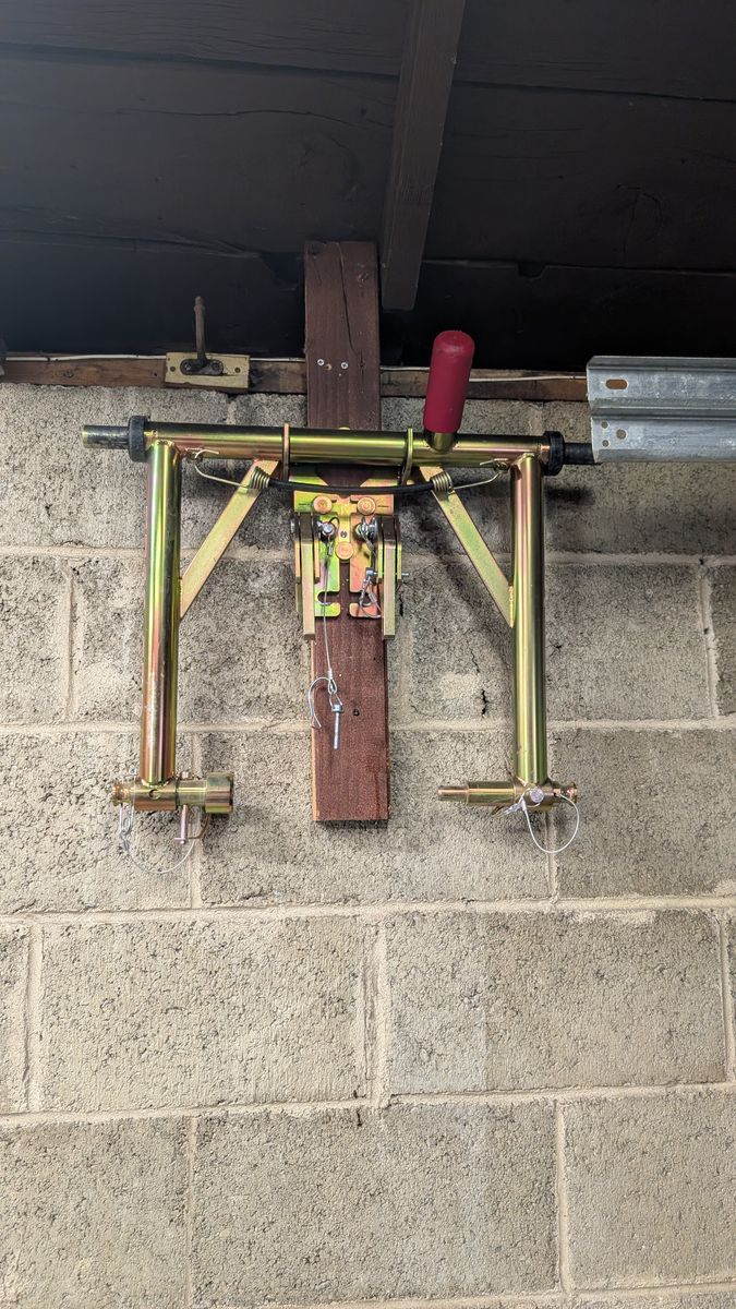 Pit Bull TRS system (Trailer Restraint)