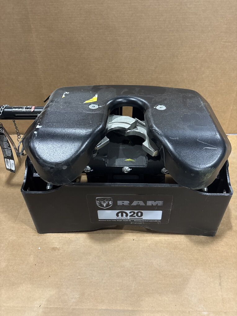 New Ram Mopar 5th Wheel 20K Hitch