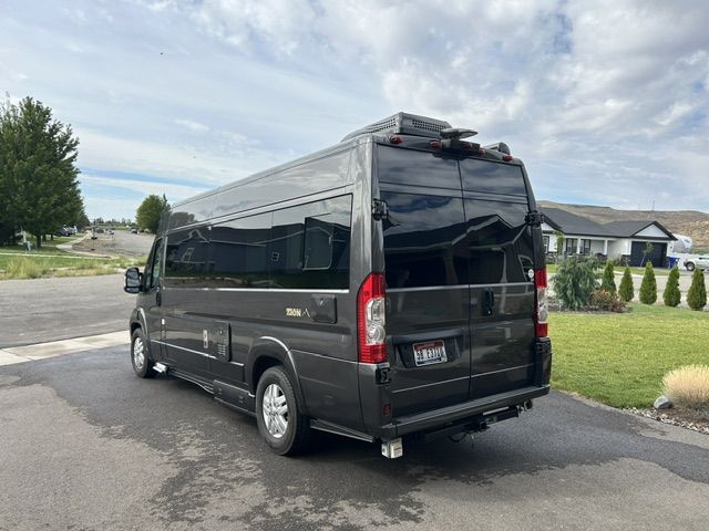 2020 Roadtrek Zion Class B - Twin