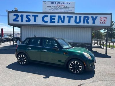 2017 Mini Cooper 5-door Base