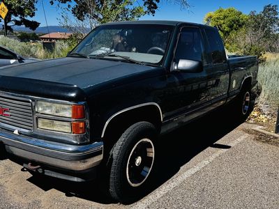 GMC C/K 1500 Extended Cab Pickup Truck - Dark Green