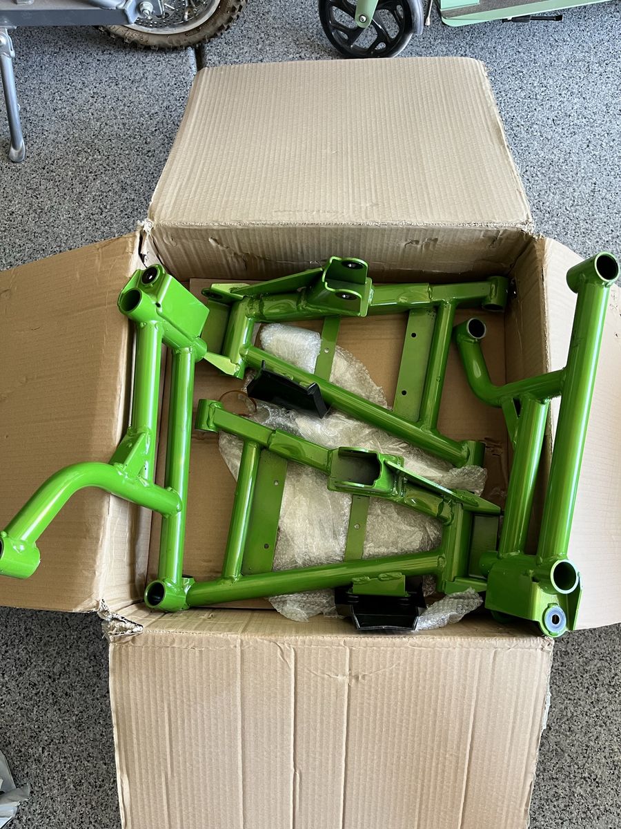 Kawasaki Teryx Rear A-Arms set - LIKE NEW