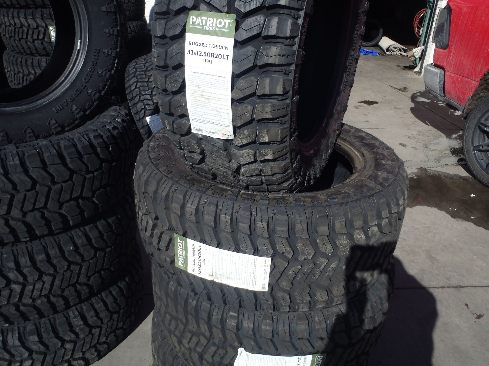 33X12.50R20 PATRIOT RUGGED TERRAIN SET OF BRAND NEW TIRES