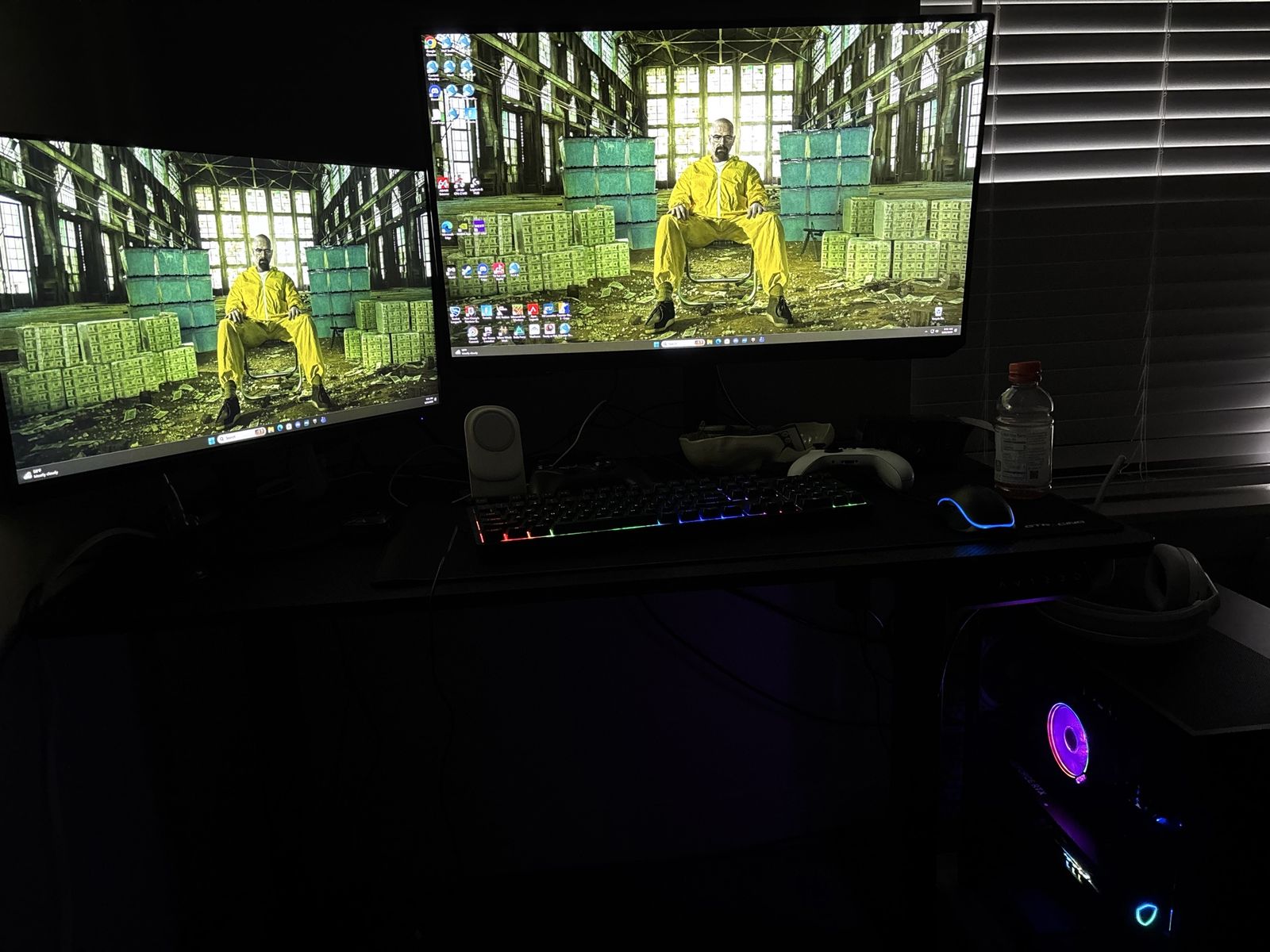 Main image 4