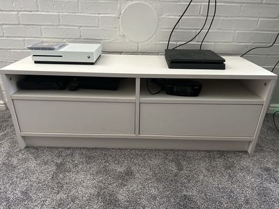 Ikea TV stand / Bench - BENNO