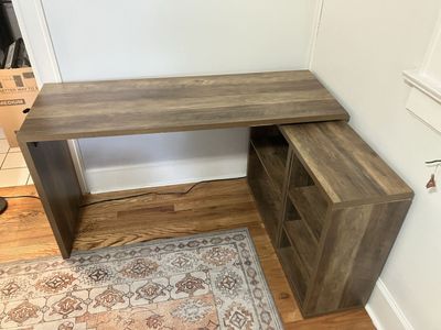 Corner desk with storage