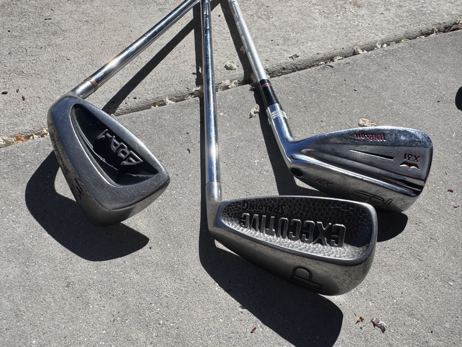 (Free) 2 Wedges and a 9 Iron