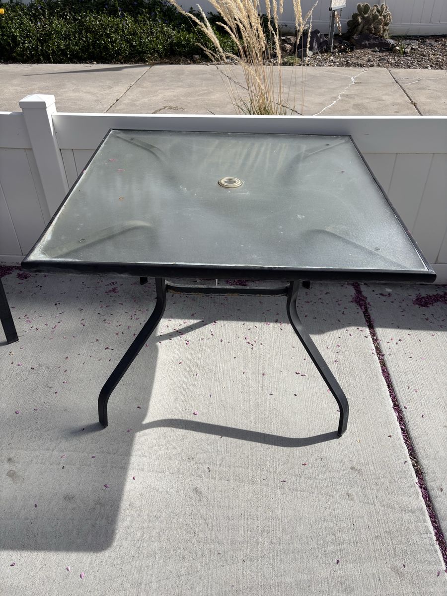 4x4 Patio Table Free Chairs If You Want Them