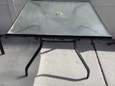4x4 Patio Table Free Chairs If You Want Them