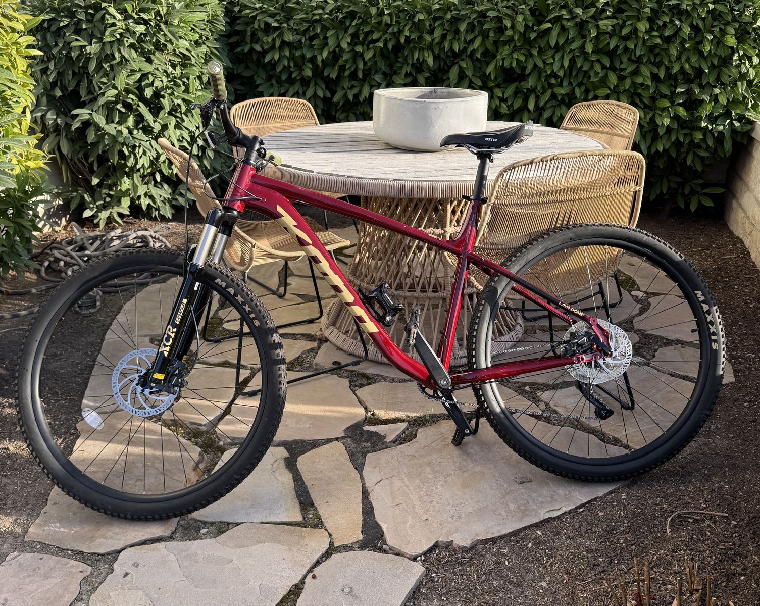 Kona Lava Dome Mountain Bike
