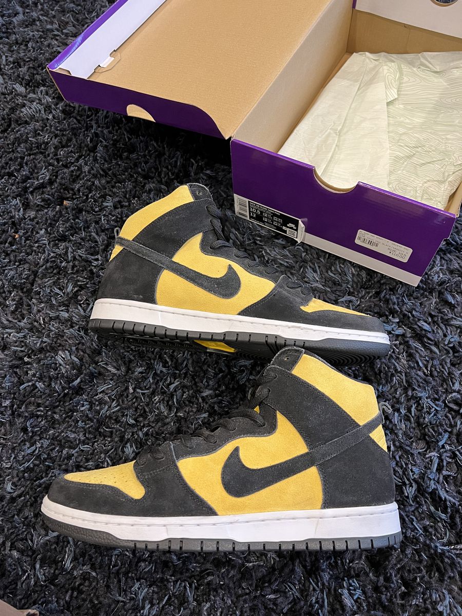 Nike SB Dunk High Goldenrod