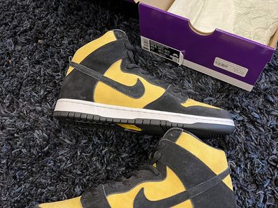 Nike SB Dunk High Goldenrod