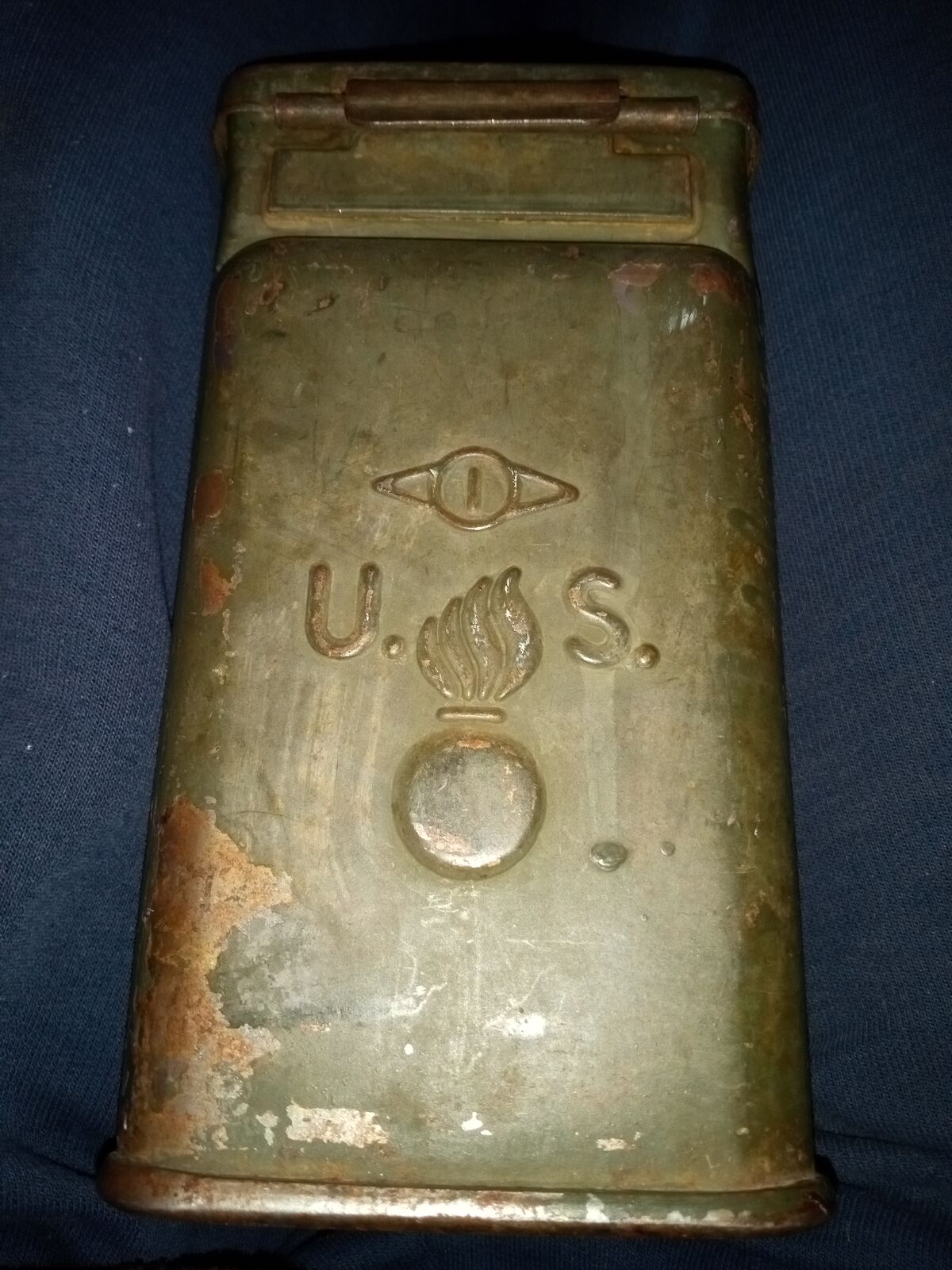Vintage ammunition box some paint loss and rust otherwise goo