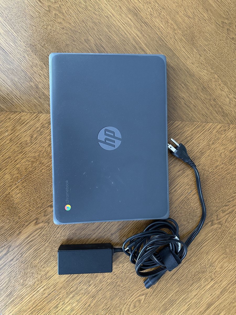 HP Chromebook 11 G8 EE – Great Condition, Fully Functional