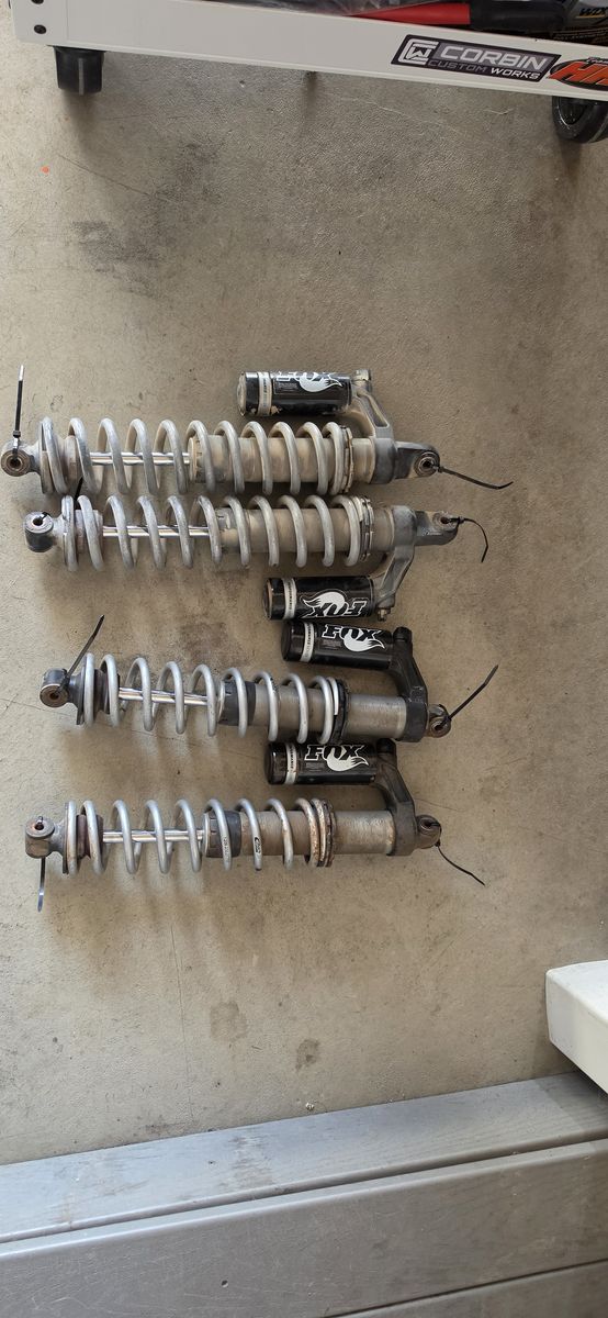 Polaris RZR 900 50" Fox Podium 2.0 qs3 shocks