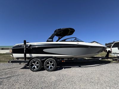 2004 Malibu Wakesetter LSV 23 Super Clean