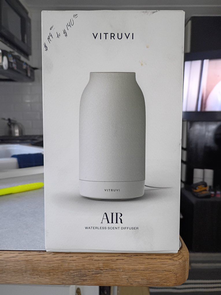 Vitruvi Air Waterless Scent Diffuser - White, 1500 sq.ft. Coverage, LED Light, 5 Settings location Tremonton