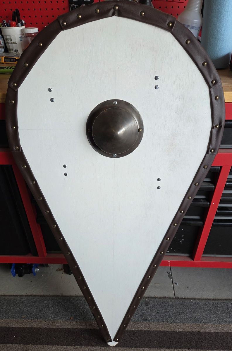 Renaissance Tear drop Shield - Medieval Tear drop Shield