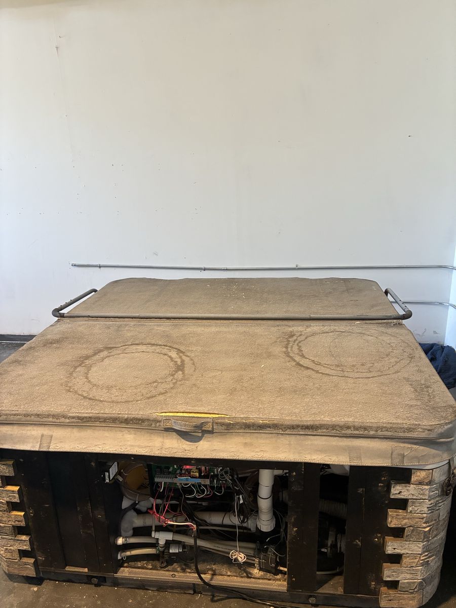 Main image 3