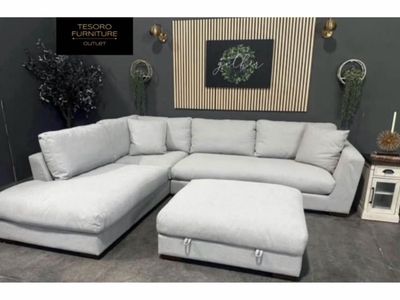 MODERN SECTIONAL AND OTTOMAN AMAZING DEAL‼️WE OFFER DELIVERY