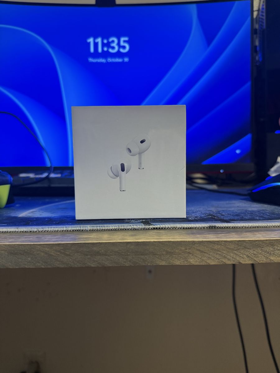 Apple AirPods Pro 2nd Generation (BRAND NEW)