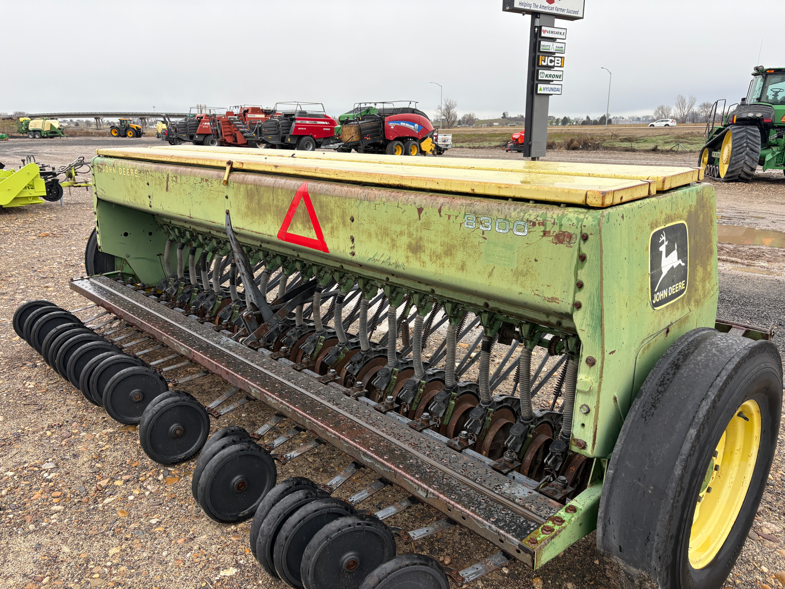 John Deere 8300 Grain Drill