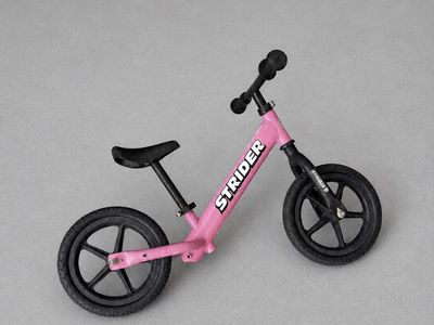 Strider 12 Classic Kids Balance Bike - Pink