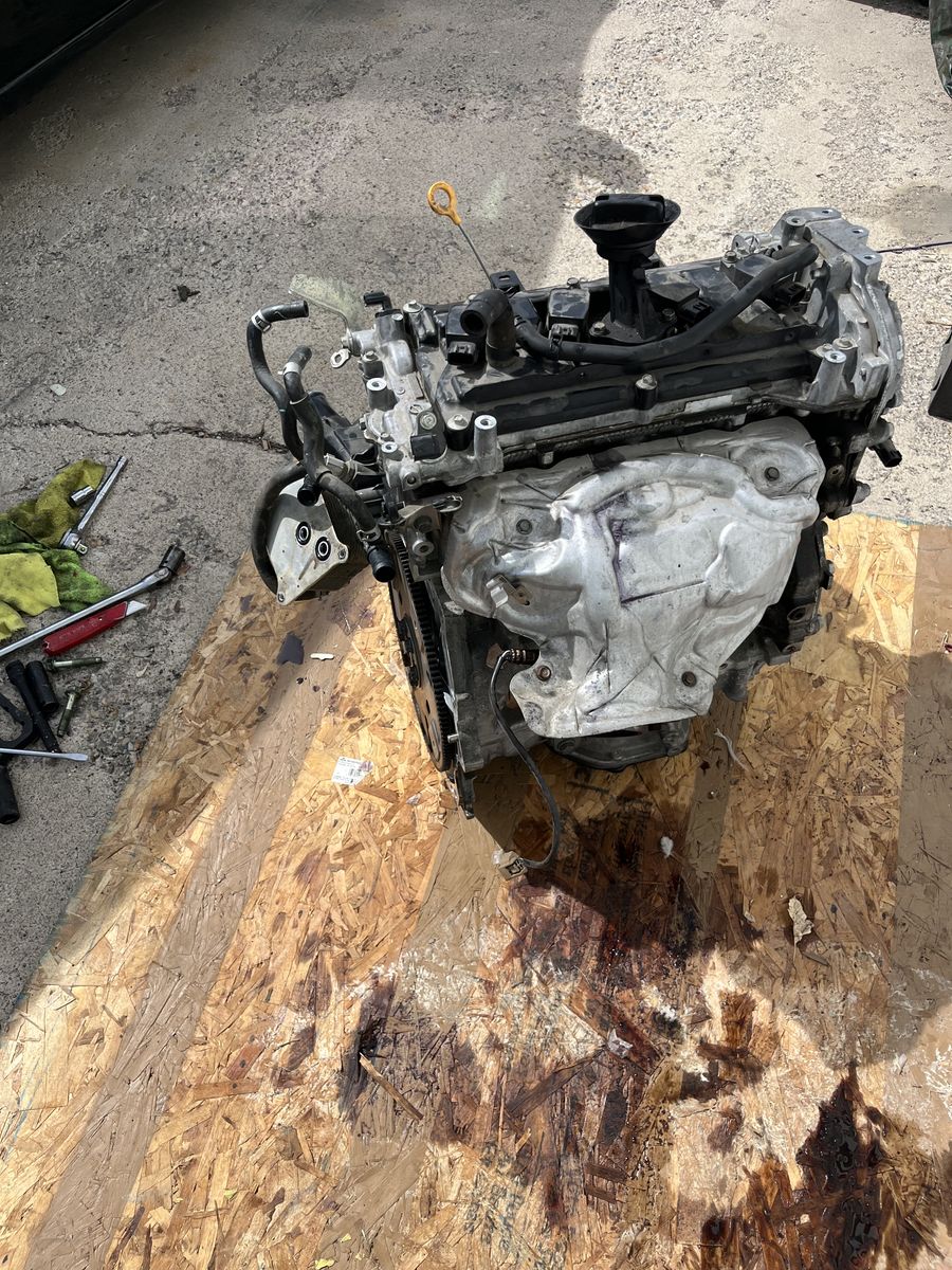 2016 Nissan Sentra Engine