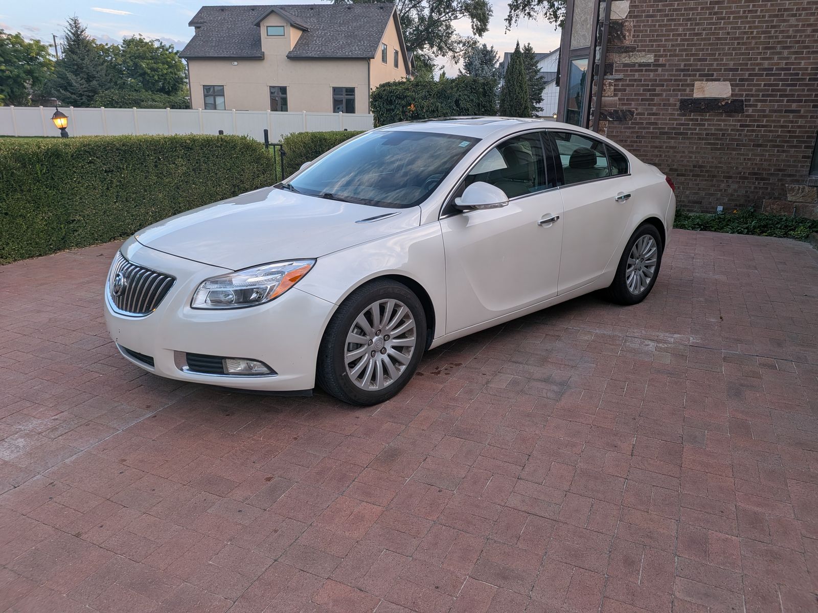 2012 Buick Regal Premium 1