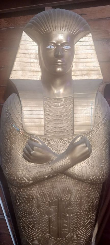 Main image 2