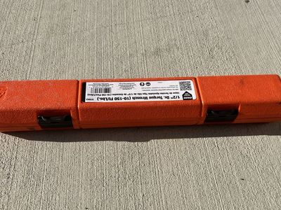 OEM 1/2" Drive Torque Wrench (10-150 Ft/Lbs) with Hard Case