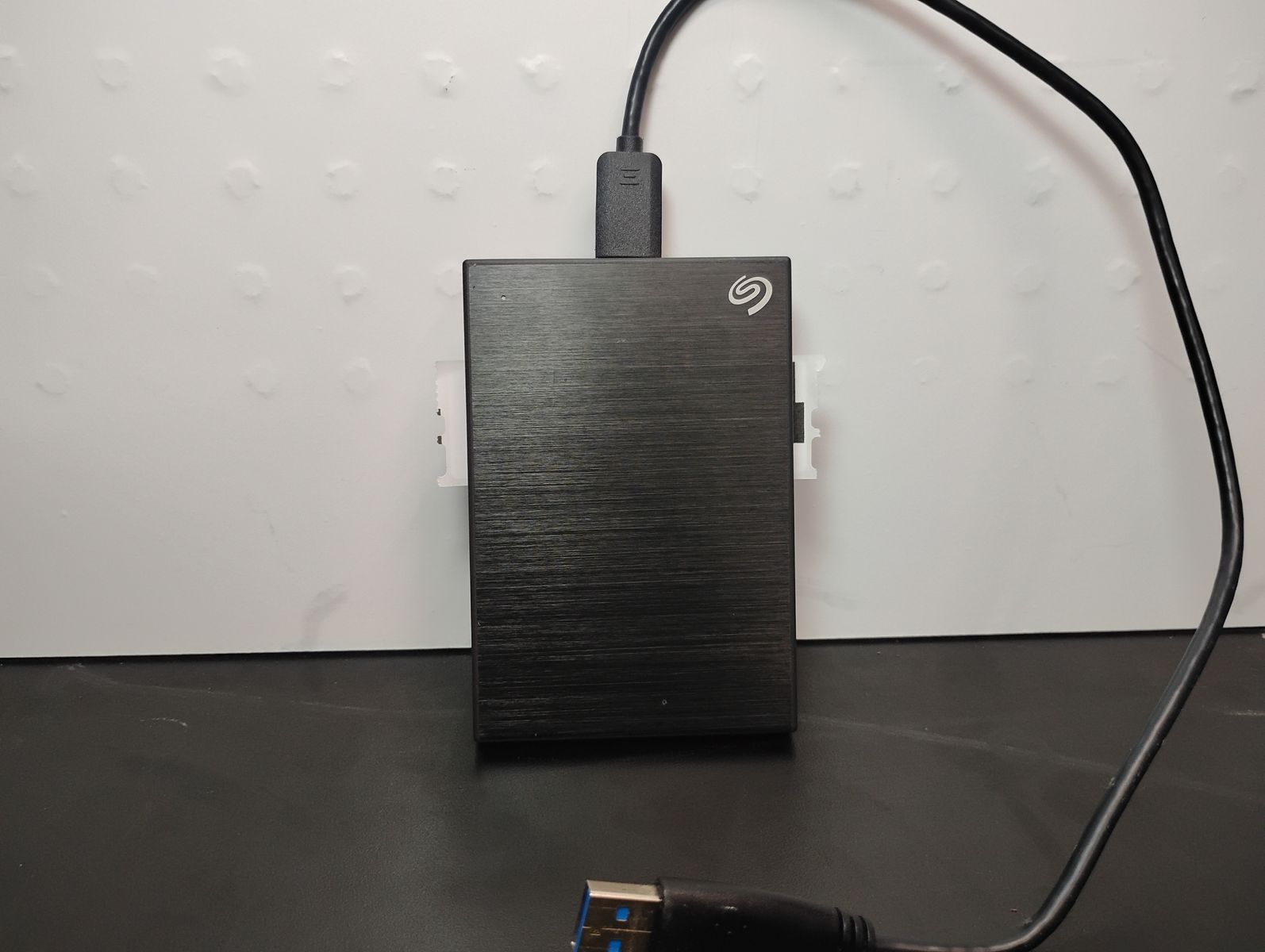 Seagate Backup Plus Slim - 2TB Portable External Hard Drive