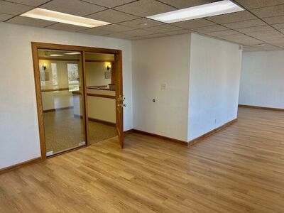 Beautiful 940 Sq Ft Office Space – Flexible Options, Private Room, and Incredible Amenities!
