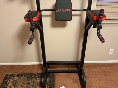 LIANXIN Power Tower Pull Up Bar Dip Station for Home Gym, Multi-Function Strength Training