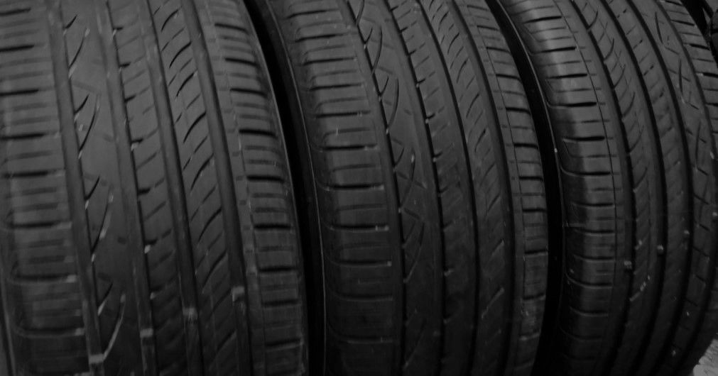 235 50R 19 Hankook