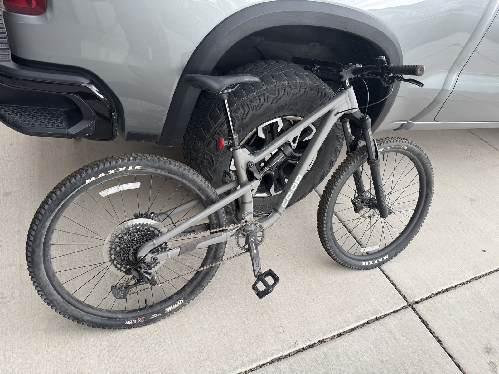 2024 REI Co-op Cycles DRT 3.1 Full-Suspension Mountain Bike - Size Small