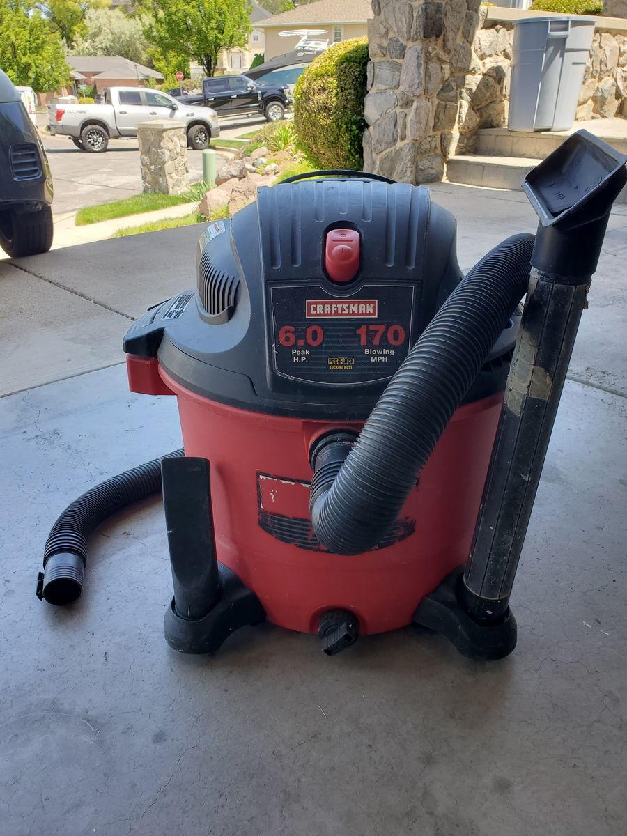 Craftsman Shop Vac  Vacuum