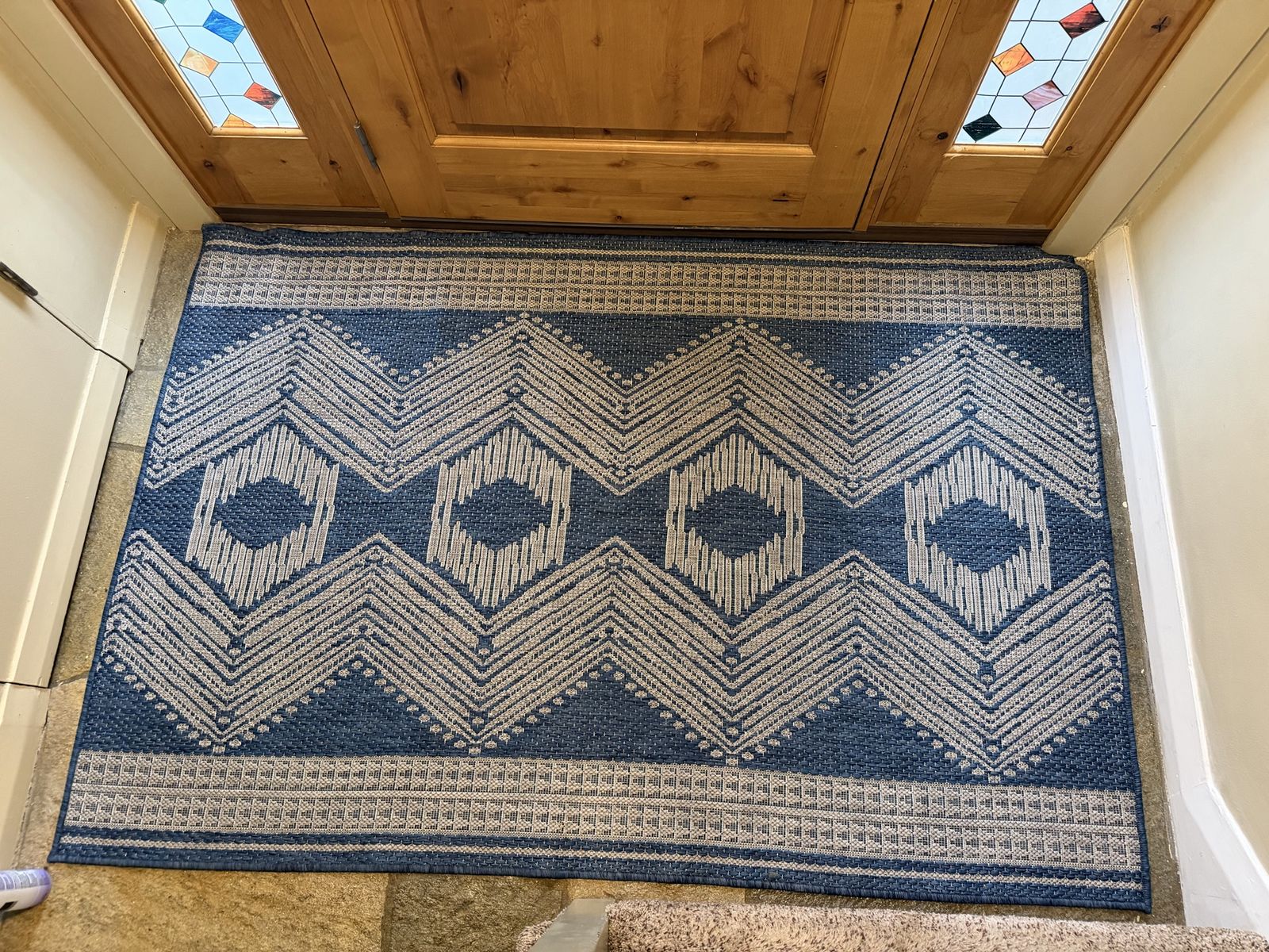 Nuloom Ranya Blue/Ivory, 4' x 6', Tribal Geometric, Soft and Cozy, High Traffic, Stain Resistant, Easy Clean, Durable Area Rug