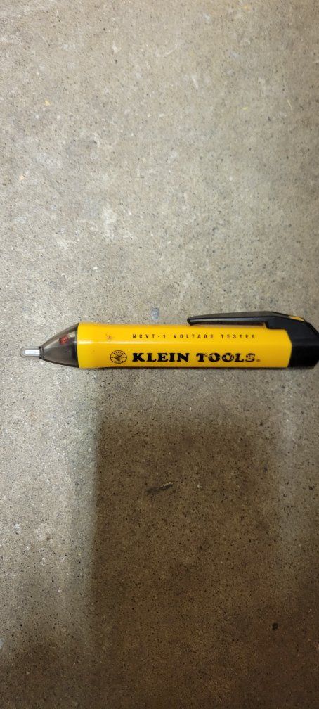 Klein Tools NCVT-1 Non-Contact Voltage Tester Pen-Style AC 50-1000V