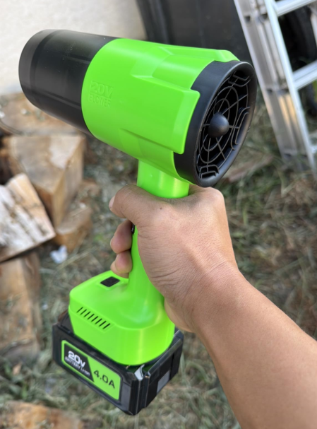 New in box Cordless Leaf Blower