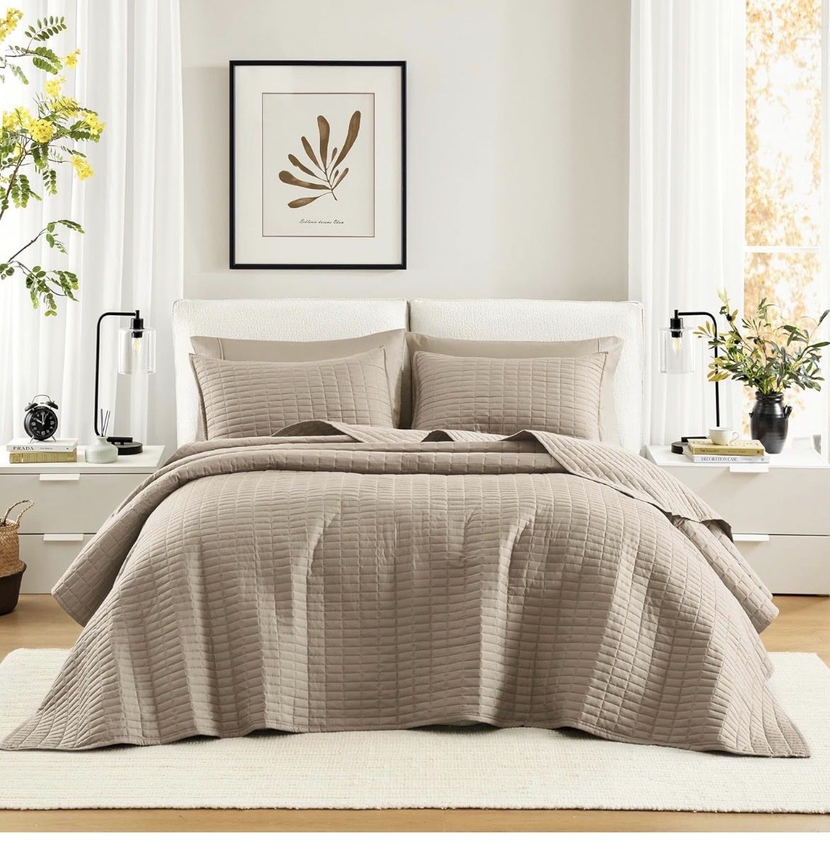 Luxurious Quilted Bedspread Set with Envelope Closure Shams - Oversize King/Queen, Tan/Beige