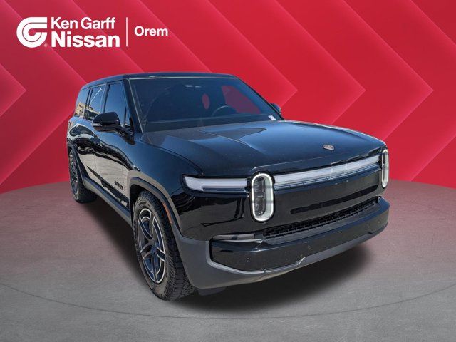 2025 Rivian R1S Adventure
