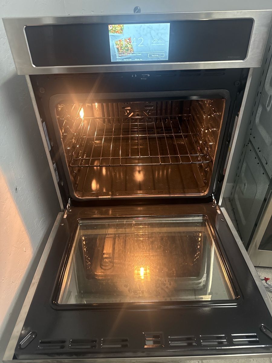 GE café 30" Electric Stainless Steel  Wall Oven Smart Touchscreen