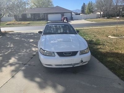2004 FORD MUSTANG Deluxe