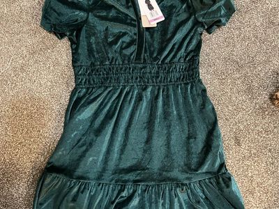 NEW! Small Velvet Womens Dress